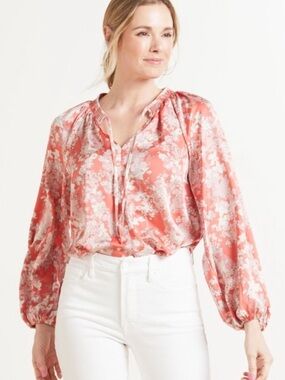 EVEREVE Keira Smocked Neck Floral Long-Sleeve Blouse in Coral